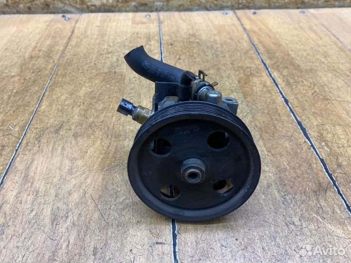 Насос гидроусилителя руля Ford Focus 2 hwda 2006
