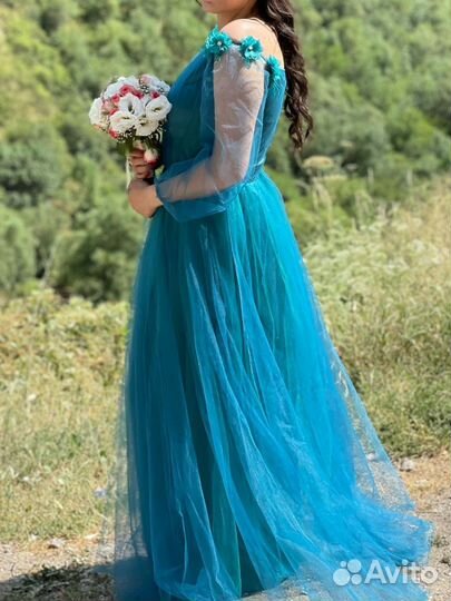 Вечернее платье