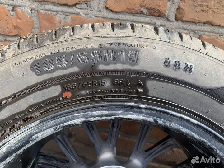 Летняя резина с дисками 185/65R15
