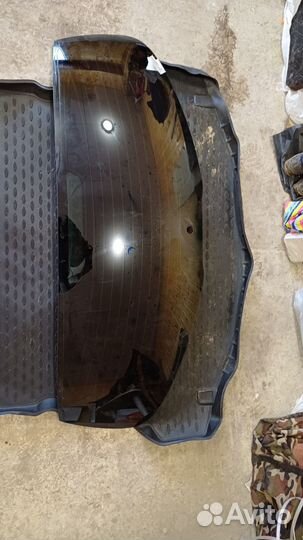 Стекло багажника Kia Sprtage 3