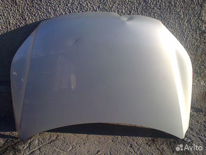 Капот на Volkswagen tiguan с 2008