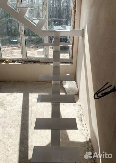 Лестница из листового металла