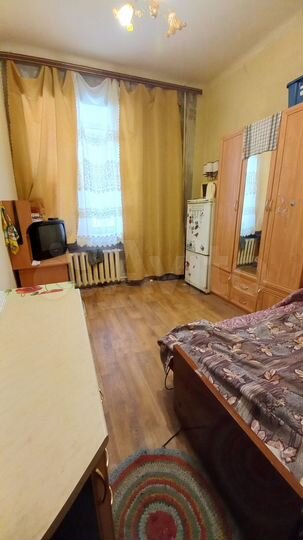 Комната 12 м² в 3-к., 1/5 эт.