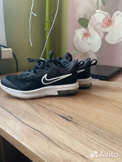 Кроссовки nike