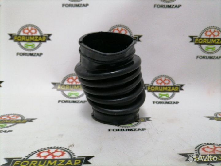 Патрубок корпуса воздушного Ford Focus 2004-2011