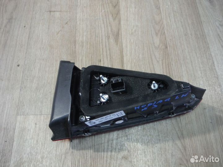 Фонарь левый внутренний №3 Skoda Kodiaq 2020