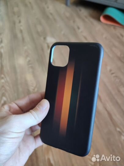 Чехол на iPhone 11