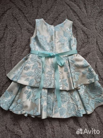 Нарядное платье