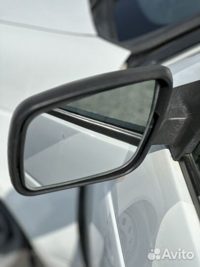 Зеркало боковое левое ваз