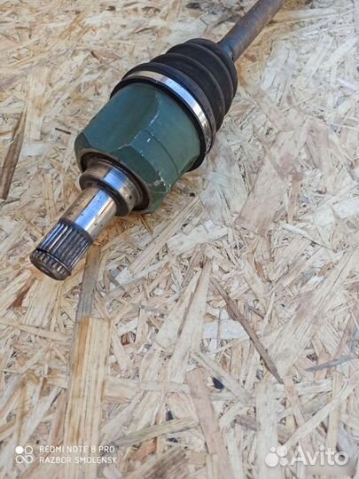 Привод шрус Митсубиси каризма 1.8