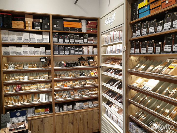 Табачный магазин с лояльными клиентами
