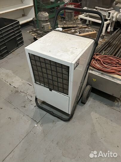 Осушитель воздуха Remko ETF 550