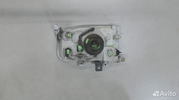 Фара (передняя) Nissan Pathfinder, 2000