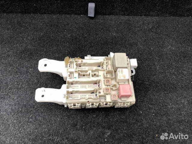 Toyota Rav 4 рав Блок Предохранителей