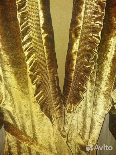 Халат с длинными рукавами