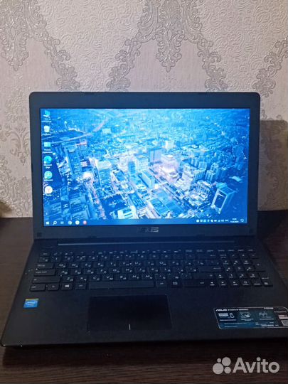 Ноутбук asus
