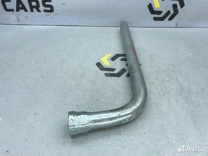 Ключ баллонный Audi A6 C6 BRE 2.0 TDI 2008