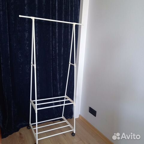 Детская напольная вешалка для одежды