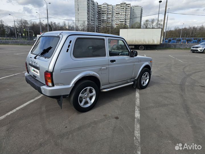 LADA 4x4 (Нива) 1.7 МТ, 2016, 220 000 км