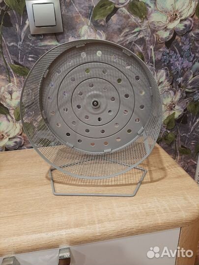 Колесо для грызунов, домик для грызунов