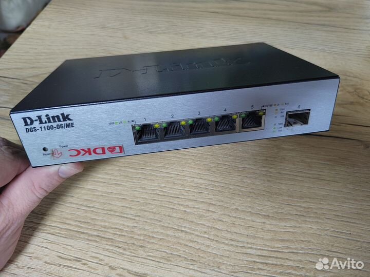 Коммутатор D-Link DGS-1100-06/me