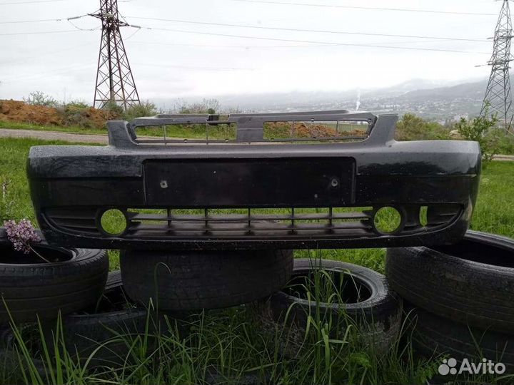 Бампер задний передний на Гранта седан