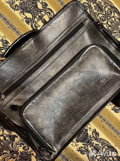 Мужской портфель