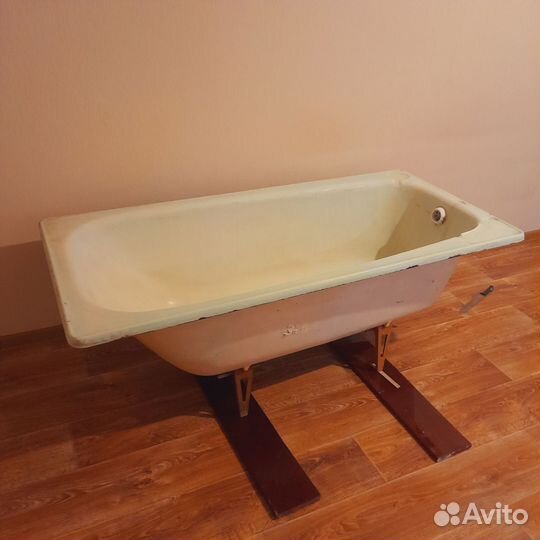 Ванная чугунная 15070