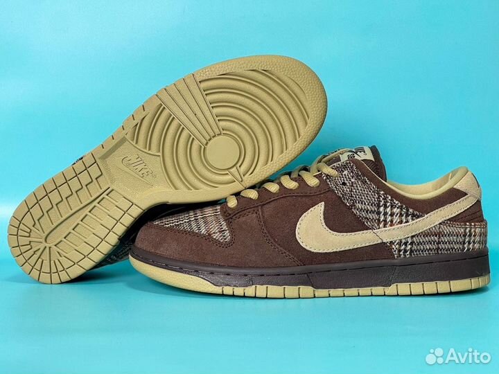 Nike Dunk Low Baroque Brown