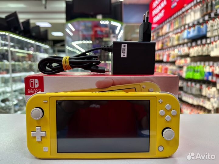 Игровая приставка Nintendo Switch Lite 32Gb