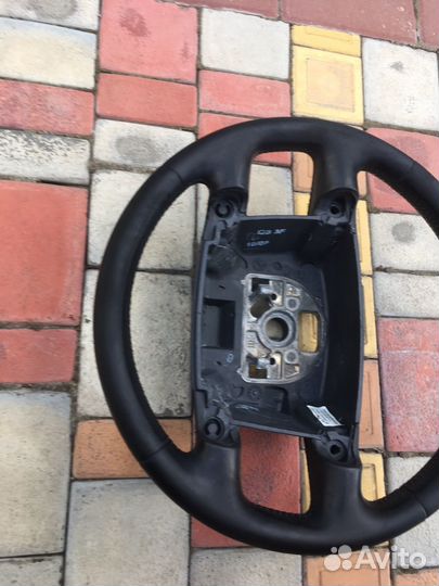 Volkswagen touareg руль первое покаление