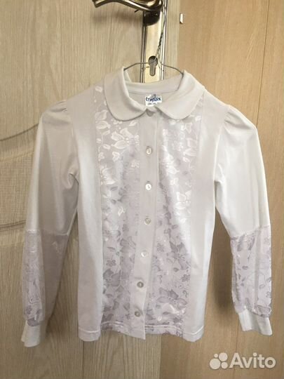 Белая кружевная блузка