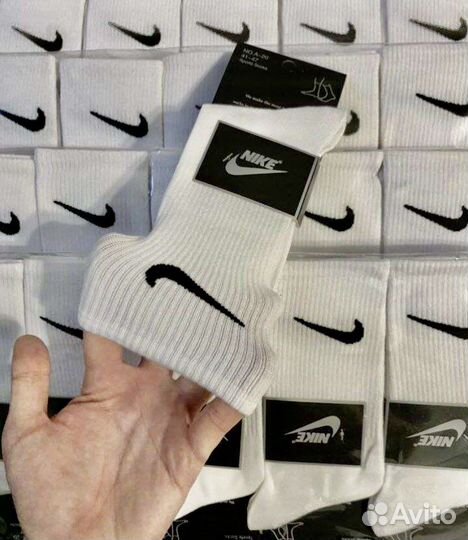 Носки nike высокие белые и черные