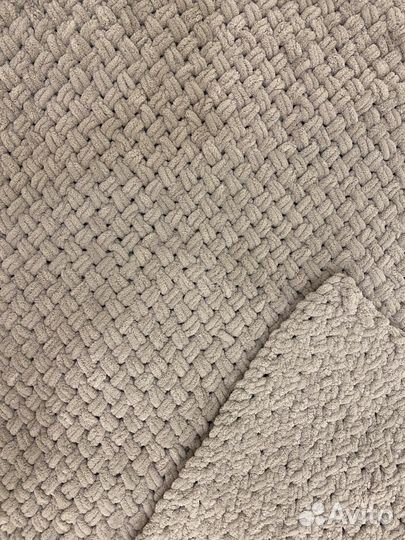 Плед из ализе пуффи большой