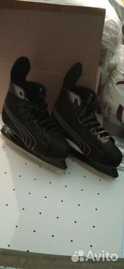 Коньки хоккейные размер 40