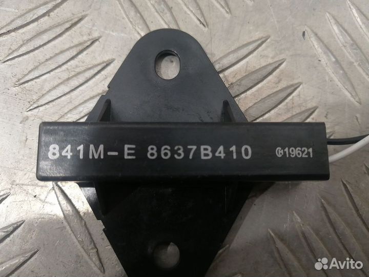 Антенна Mitsubishi Pajero Sport