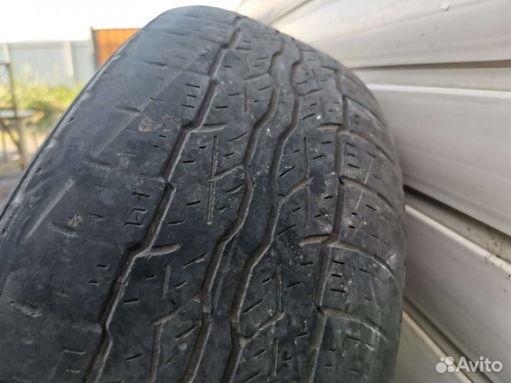 Bridgestone Dueler H/T 687 225/65 R17