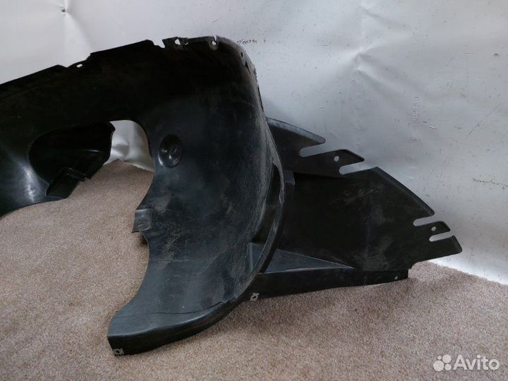 Подкрылок передний правый Volkswagen Polo 5