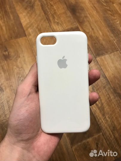 Чехол на iPhone 7