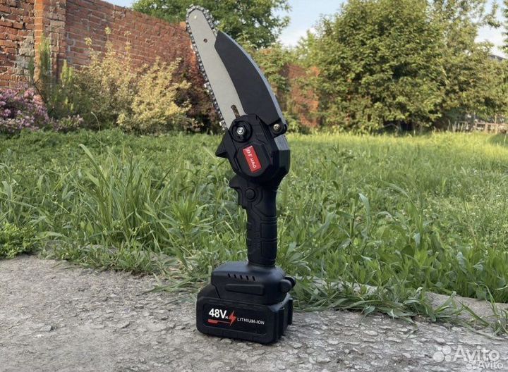 Аккумуляторная цепная пила