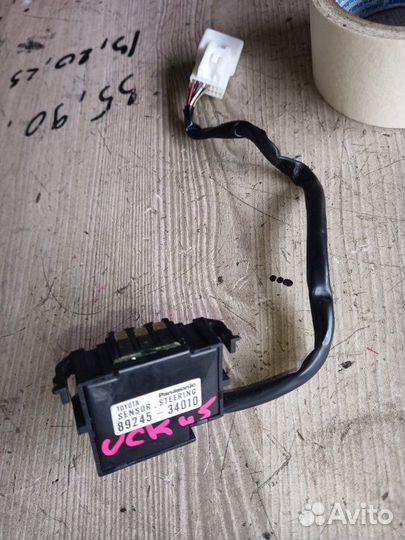 Датчик положения руля Toyota Sequoia UCK45 2UZ-FE