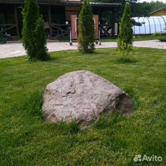 Декоративные камни-валуны