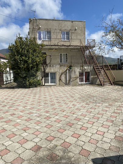 Дом 265 м² на участке 7 сот.