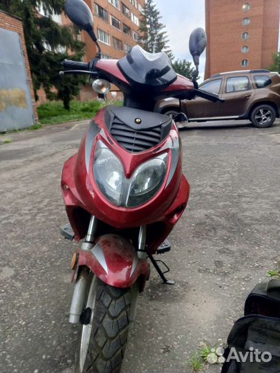 Скутер racer 50