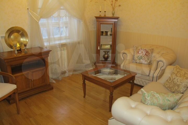 2-к. квартира, 52 м², 3/3 эт.