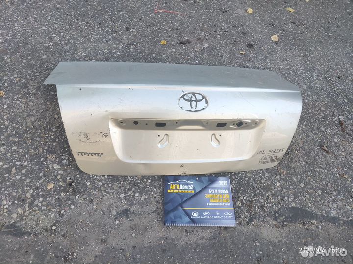 Крышка багажника Toyota Avensis 2
