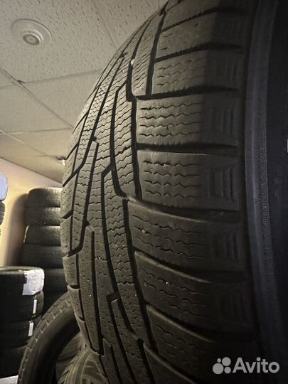 Kumho I'Zen KW31 235/55 R18 104R