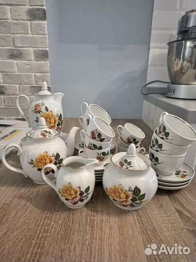 Чайно кофейный сервиз дулево. (34 предмета)