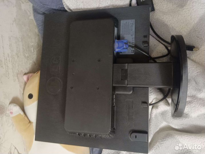 Монитор LG flatron l 1953s