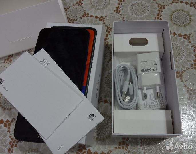 HUAWEI Y6s, 3/64 ГБ